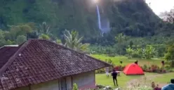 Rumah View Air Terjun di Cianjur yang Viral Becek, Abah Jajang: Gapapa yang Penting Nambah Saudara