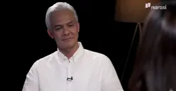 Gubernur Jawa Tengah, Ganjar Pranowo, saat mengobrol bersama Najwa Shihab. (Sumber : Tangkapan Layar YouTube Najwa Shihab)