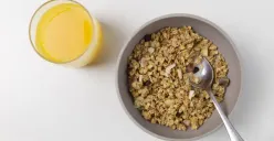 Cocok Buat Sahur, Ternyata Oatmeal Bikin Kenyang Lebih Lama