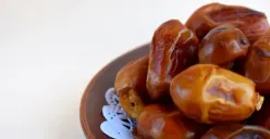 Lebih Sehat, Ini 3 Manfaat Penting Makan Kurma Saat Buka Puasa