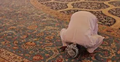 Jika lebaran Idul Fitri jatuh pada Hari Jumat, maka sholat jumat bisa diganti dengan sholat dzuhur 4 rakaat (Sumber : pixabay)