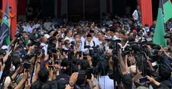 Potret Anas Urbaningrum saat bebas dari lapas Sukamiskin, Bandung (Sumber : tangkapan layar status Whatsapp)