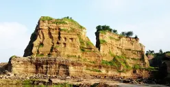 Brown Canyon, Kota Semarang. (Sumber : Wikipedia/Raynald Santika)