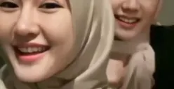 Lucinta Luna pakai jilbab. (Sumber : instagram/kegblgnunfaedh)