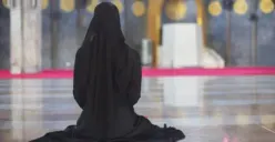 Bolehkah Perempuan yang Haid Datang ke Tempat Salat Id? Begini Penjelasan Lengkapnya