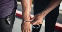 seorang pemuda yang masih duduk di bangku SMK di Cianjur tega membunuh kekasihnya yang hamil lantaran ogah tanggung jawab (Sumber : pexels.com)