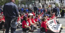 Ilustrasi demo Hari Buruh (Sumber : pixabay)