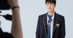 Sehun EXO bakal wajib militer mulai 21 Desember 2023.(Sumber : TVING)