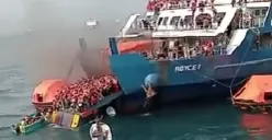 KMP Royce 1 tujuan Merak-Bakauheni terbakar di Perairan Merak, Sabtu (6/5/2023). (Sumber : Twitter @lhayesno)