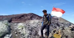 Penampakan puncak gunung slamet, di Provinsi Jawa Tengah, dengan ketinggian puncak 3432 Mdpl (Sumber : Istimewa/Fierdha Abdullah Ali)