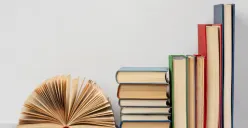 Ilustrasi Hari Buku Nasional (Sumber : freepik)