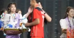 Gadis Kamboja salting gegara Marselino Ferdinan. (Sumber : TikTok/kingronaldo_goat7)