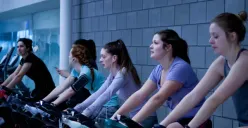 Terlalu Lama Duduk Setiap Hari karena Pekerjaan? Lakukan Olahraga Ini agar Tubuh Tetap Nyaman