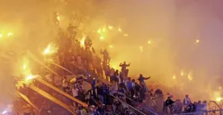 Ilustrasi kerusuhan suporter bola di Argentina (Sumber : Twitter)