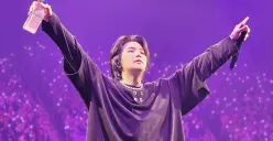 Rapper BTS, Suga atau Agust D, yang menggelar tur konser di berbagai negara. (Sumber : Samsung Indonesia)