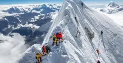 Selain Menjadi Gunung Tertinggi di Dunia, Inilah Deretan Fakta-Fakta Menarik Seputar Gunung Everest