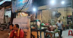 Nasi Goreng Babat Pak Sumarsono yang berlokasi di Jl Anjasmoro Raya No 64, Karangayu, Semarang Barat, Kota Semarang. (Sumber : Google Nugroho Utomo)