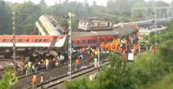 Tabrakan Maut 3 Kereta di India: 233 Orang Tewas dan 900 Orang Terluka