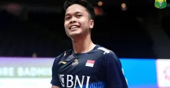 Anthony Ginting berhasil menaklukkan wakil Kanada, Brian Yang, dalam 2 set permainan di babak 16 besar Singapore Open 2023, Kamis 8 Juni 2023. (Sumber : PBSI)