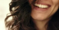 Ilustrasi tersenyum atau bahagia (Sumber : Pixabay)