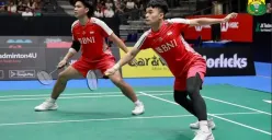 Pasangan ganda putra, Leo Rolly Carnando/Daniel Marthin, saat kalahkan wakil Malaysia, Aaron Chia/Soh Wooi Yik di perempat final Singapore Open 2023, Jumat 9 Juni 2023. (Sumber : PBSI)