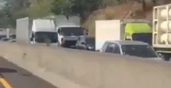 Jalan Tol Semarang ABC ruas Jatingaleh arah Krapyak KM 425, ada perbaikan jalan selama 2 minggu. (Sumber : Satlantas Polrestabes Semarang)