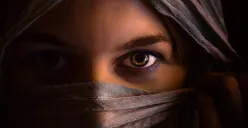 Mau tahu cara menjadi cantik dan menarik? Coba lakukan 5 hal ini ya.