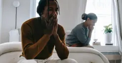 3 Dampak Buruk Kurangnya Komunikasi dalam Pernikahan, Perhatikan Cara Memperbaikinya!