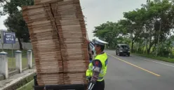 Dua hari pelaksanaan Operasi Patuh Candi 2023 tercata 9023 pelanggaran lalin terjadi. (Sumber : Dok. Polda Jateng)