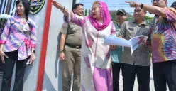 Wali Kota Semarang Hevearita Gunaryanti Rahayu prioritaskan penanganan penumpukan sampah dan endapan lumpur pada sistem drainase Kota Semarang untuk cegah banjir. (Sumber : Dok. Pemkot Semarang)