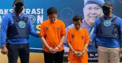 Viral! YouTuber Bobon Santoso Pakai Baju Tahanan Oranye dan Diborgol, Kasus Apa?