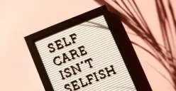 Ilustrasi | 8 langkah self care untuk mencapai keseimbangan emosional. (Sumber : Pexels/Madison Inouye)