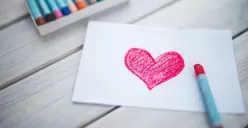 cara mengungkapkan perasaan ke cowok lewat chat alias cara confess ke crush lewat chat.