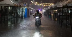 5 Tips Aman Berkendara saat Musim Hujan, Jangan Anggap Sepele