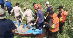 Yudhi (53) tewas tenggelam beberapa saat setelah pergi memancing dengan menaiki perahu rakit di Sungai Banjir Kanal Barat, Simongan, Kota Semarang, Selasa 25 Juli 2023. (Sumber : BPBD Kota Semarang)