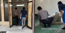 Dikira Meninggal saat Salat, Viral Video Pria Ternyata Kecapekan Sampai Ketiduran Pas Sujud (Sumber : Twitter/@kegblgnunfaedah)