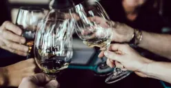 Jangan Minum Alkohol setelah Hapus Tato Permanen, Begini Penjelasannya