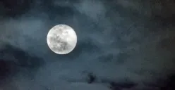 Bakal Ada Dua Supermoon di Bulan Agustus, Sturgeon Moon dan Blue Moon, Perhatikan Jam Penuhnya