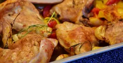 Ilustrasi daging ayam (Sumber : Pixabay/RitaE)