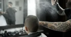 Ilustrasi | 5 Ide Usaha yang Bisa Tetap Jalan Walau Ditinggal Kerja Kantoran (Sumber : Freepik/master1305)