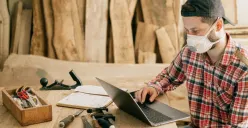 Ilustrasi | 8 pekerjaan masa depan yang diminati tahun 2025, dari bidang digital hingga pertukangan.. (Sumber : Pexels/Ivan Samkov)