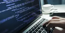 Pekerjaan di bidang teknologi IT yang paling tren 2023, sering muncul di info loker. (Sumber : Freepik)