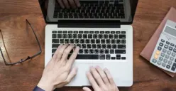 Ilustrasi | Microsoft telah mengakhiri jalur upgrade gratis dari Windows 7/8 ke Windows 10/11, (Sumber : Freepik/snowing)