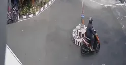 Asyik Nongkrong, Bocil SD Pasrah saat HP Miliknya Dirampas Jambret di Jalan Puspogiwang