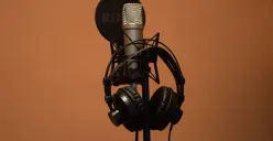 Cara Menghilangkan Suara Vokal Penyanyi di Lagu Gratis Tanpa Aplikasi