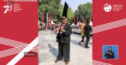 Pecinya Bikin Gagal Fokus, Penampilan Peserta Pakai Baju Adat Madura Ini Sukses Buat Presiden Jokowi Ngakak