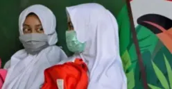 VIRAL Guru SMP Botaki 19 Siswi di Lamongan, Cuma Gara-gara Ini Penyebabnya