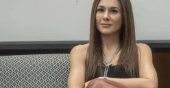 Wulan Guritno jadi Duta Anti Judi Online (Sumber : Instagram @wulanguritno)