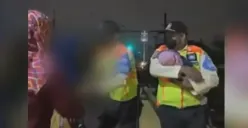 Petugas keamanan KAI Stasiun Pasar Minggu berhasil gagalkan upaya bunuh diri seorang ibu dengan bayinya. (Sumber : Screnshoot Dokumentasi Warga)