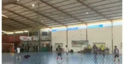Seorang pemain futsal asal Malang diduga kesal dan tendang kepala pemain lawan (Sumber : instagram @wadarviral.id)